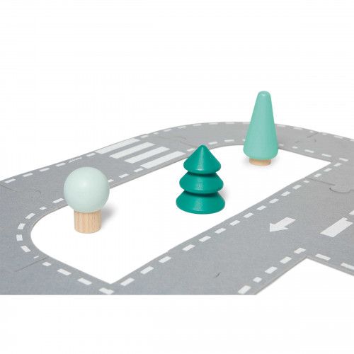 Plan Toys - Circuit automobile et ses accessoires en bois