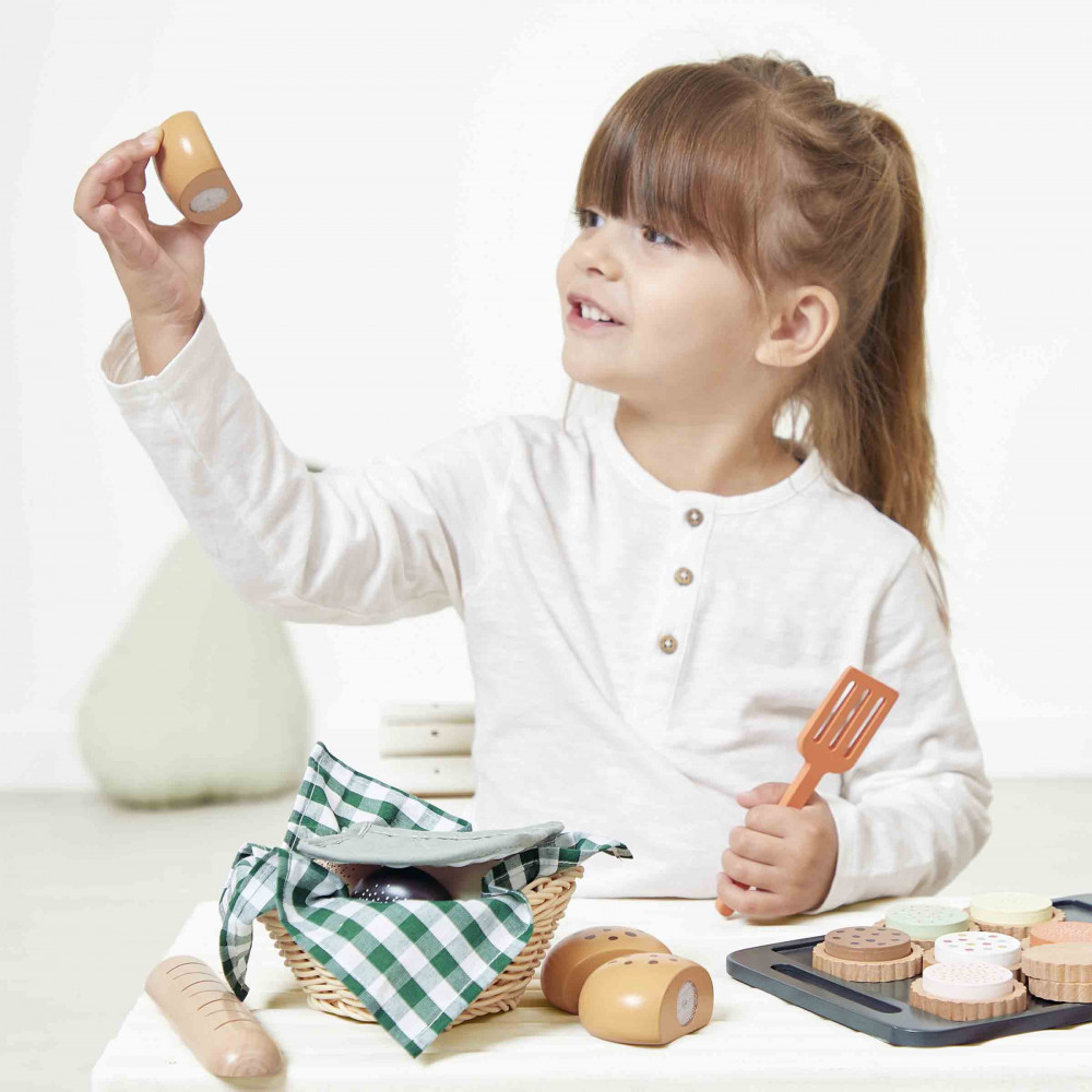 Janod - Panier de Boulangerie en Bois - Corbeille Viennoiseries - 6 Accessoires Dinette Réalistes - Idéal Complément Cuisine Enfant - Développe Imagination - Dès 3 Ans - J06645 Janod - Panier de Boulangerie en Bois - Corbeille Viennoiseries - 6 Accessoires Dinette Réalistes - Idéal Complément Cuisine Enfant - Développe Imagination - Dès 3 Ans - J06645