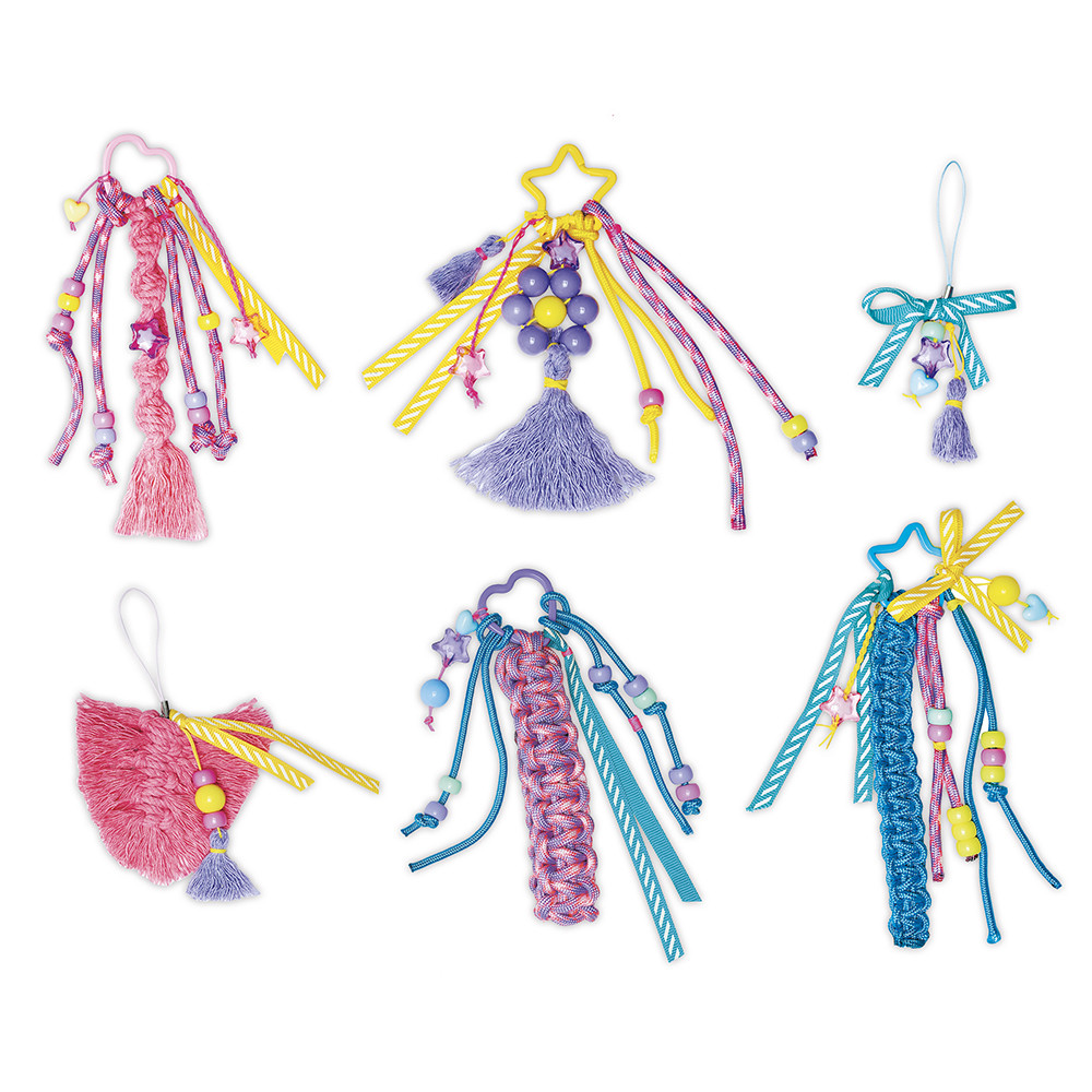 Janod Kit Créatif Bijoux De Sac – 6 Accessoires à Personnaliser – Perles, Macramé, Rubans – Dès 7 Ans