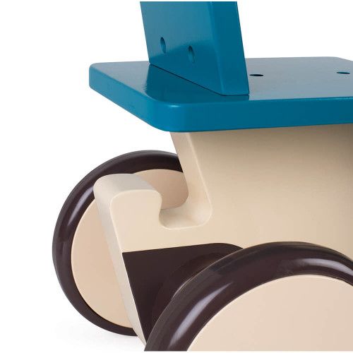 Wooden ride shop on tractor