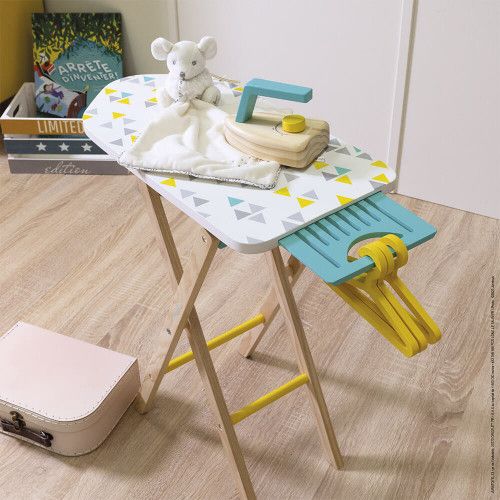 Table à repasser en bois pour enfant - Jouet imitation ménage Janod