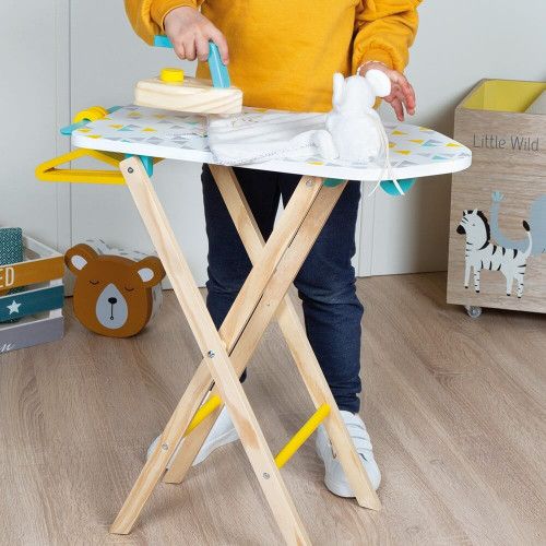 Table à repasser en bois pour enfant - Jouet imitation ménage Janod