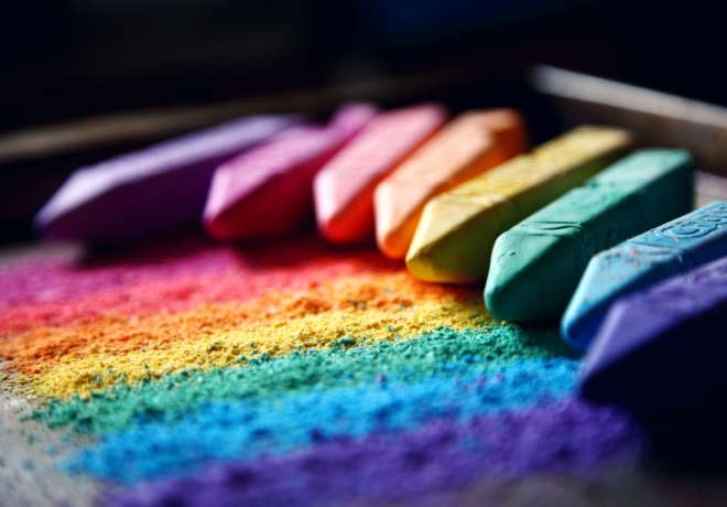 Préhension, coordination, organisation et catégorisation : les mille et un atouts du « Tri des couleurs »