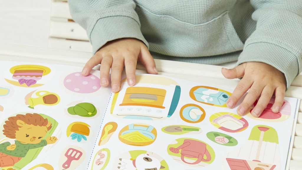 Comment initier les enfants aux loisirs créatifs ?