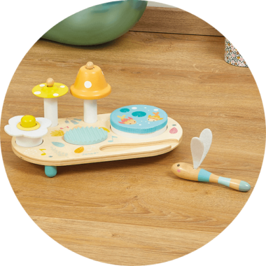 Table Musicale en bois avec 3 Jouets Musicaux, Janod de Janod